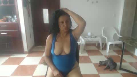 Snapshot of lia_taylor10 chatting on 06-24-26, 06:40 Lia online show from 06-24-26, 06:40