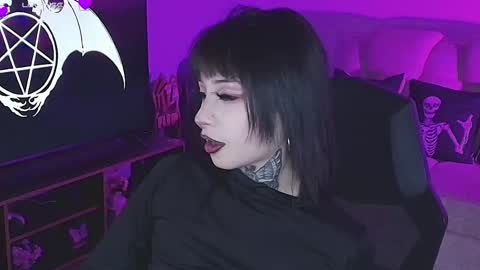 Liaa  online show from 02-17-25, 10:03