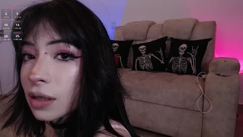 Liaa  online show from 05-30-26, 11:46