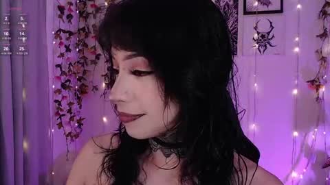 Snapshot of liaa_rodriguezz chatting on 06-25-26, 12:21 Liaa online show from 06-25-26, 12:21