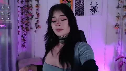 Snapshot of liaa_rodriguezz chatting on 06-30-26, 07:37 Liaa online show from 06-30-26, 07:37