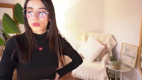 Lia  online show from 09-16-25, 02:18