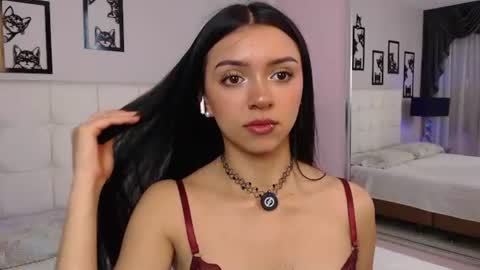 Snapshot of liabunny_ chatting on 07-17-26, 07:19 Lia 3 online show from 07-17-26, 07:19
