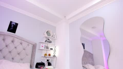 Snapshot of liaflowers chatting on 12-02-24, 11:07 Lia online show from 12-02-24, 11:07