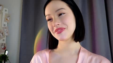 Lia  online show from 12-15-24, 09:56