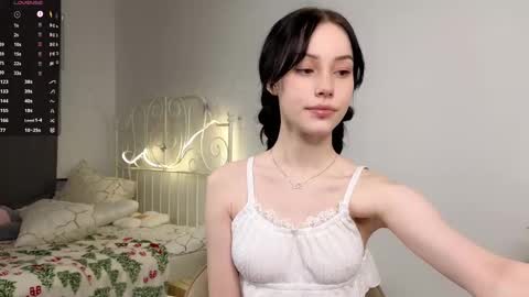 Lia  online show from 03-10-25, 09:32