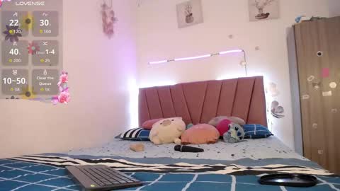 liahdiaz_ online show from 05-01-26, 03:16