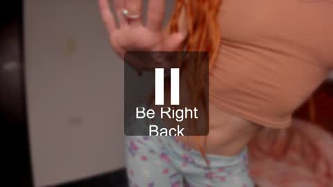 Snapshot of liahilton_ chatting on 01-11-25, 11:23 lh6 9c online show from 01-11-25, 11:23