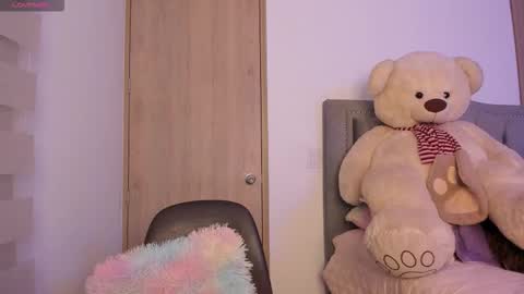 Snapshot of liahkimi chatting on 10-03-25, 11:46 Lia online show from 10-03-25, 11:46