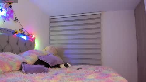 Lia  online show from 02-12-26, 02:17