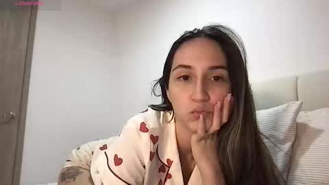 Snapshot of liahrommie chatting on 02-05-26, 03:00 Amy online show from 02-05-26, 03:00