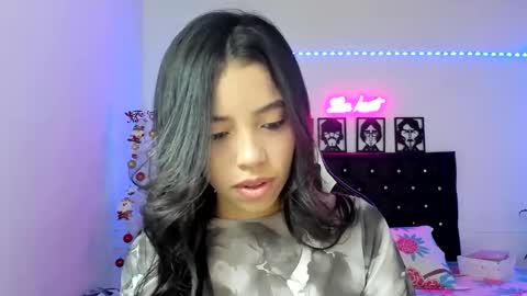 Lia Kent online show from 12-29-24, 01:34