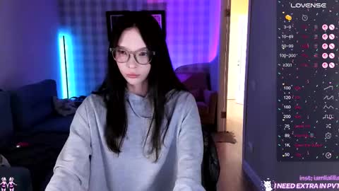 Snapshot of lialilia chatting on 10-08-25, 04:15 lialilia online show from 10-08-25, 04:15