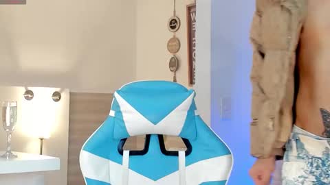 Liam online show from 09-14-25, 11:04