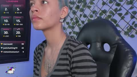 Snapshot of liam_anny chatting on 11-27-25, 03:19 liam_anny online show from 11-27-25, 03:19