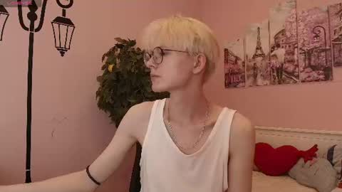 Snapshot of liam_blair chatting on 07-15-26, 10:20 LIAM online show from 07-15-26, 10:20