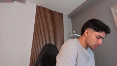 Liam Collins online show from 03-04-25, 11:40