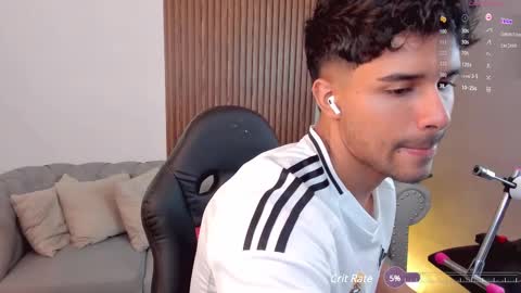 Liam Collins online show from 03-05-25, 02:56