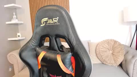 Liam Collins online show from 11-22-25, 11:53