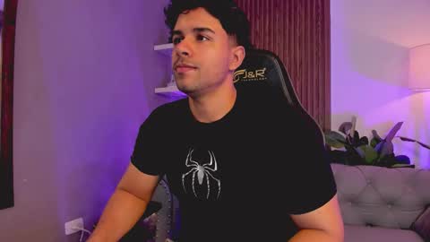 Liam Collins online show from 12-16-25, 11:48