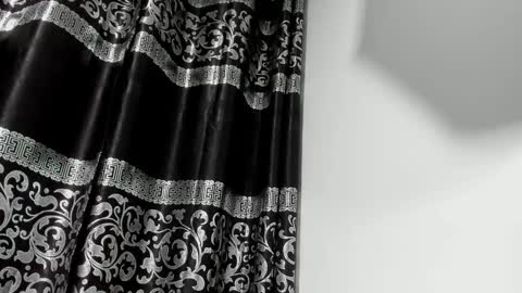 LIAM KLEIN online show from 12-27-24, 11:17