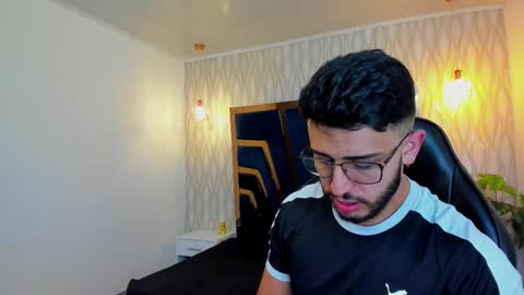 LIAM KLEIN online show from 01-16-26, 11:14