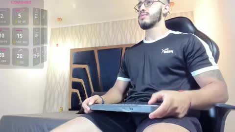 LIAM KLEIN online show from 03-17-26, 11:13