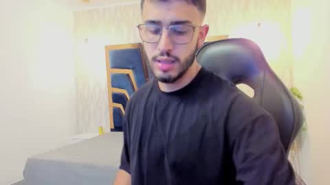 LIAM KLEIN online show from 03-18-26, 11:13