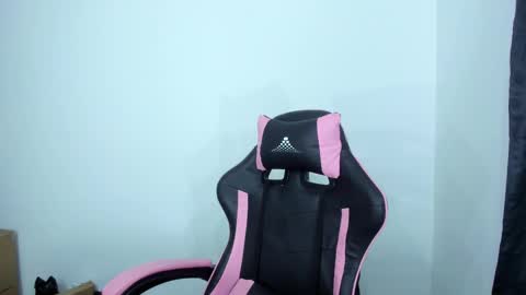 Snapshot of liam_oasiss chatting on 12-30-24, 05:48 liam_oasiss online show from 12-30-24, 05:48