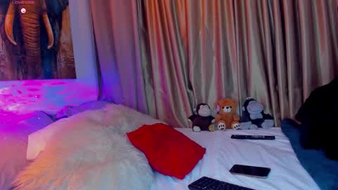 Snapshot of liam_oficial chatting on 09-19-25, 02:35 liam online show from 09-19-25, 02:35