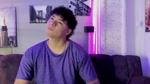 Snapshot of liam_percy7 chatting on 10-18-25, 12:39 liam online show from 10-18-25, 12:39