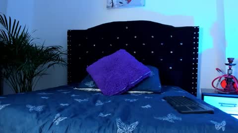 Call me Lian online show from 04-14-26, 12:11