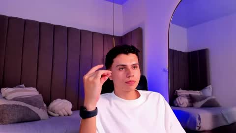 liam_salvatore online show from 04-29-26, 09:32