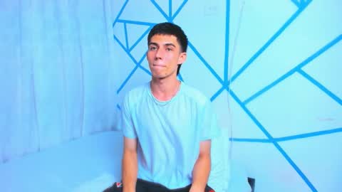 Liam scott77 online show from 11-02-25, 01:08