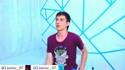 Liam scott77 online show from 12-18-25, 02:39