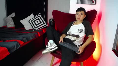 Snapshot of liam_sean chatting on 02-20-26, 11:54 Liam online show from 02-20-26, 11:54