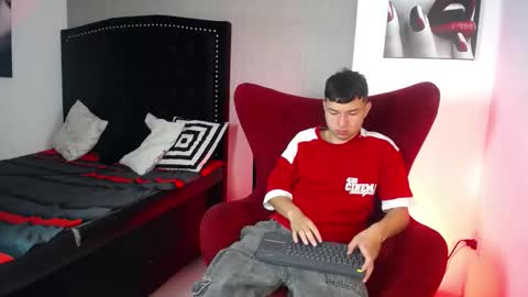 Snapshot of liam_sean chatting on 02-27-26, 12:38 Liam online show from 02-27-26, 12:38