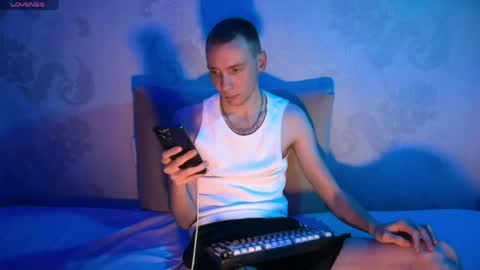 Snapshot of liam_shadow chatting on 05-26-26, 12:34 Liam Shadow online show from 05-26-26, 12:34