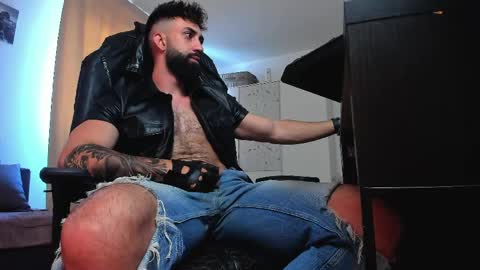 Snapshot of liamaesthetic chatting on 05-15-26, 07:26 Liam online show from 05-15-26, 07:26