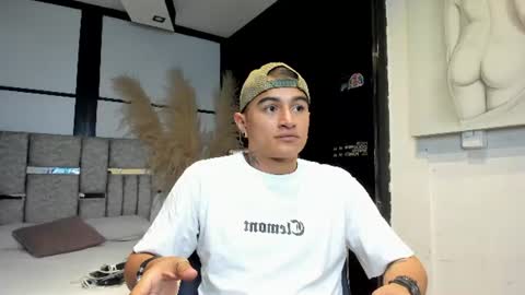 LiamDeep online show from 06-25-26, 07:40