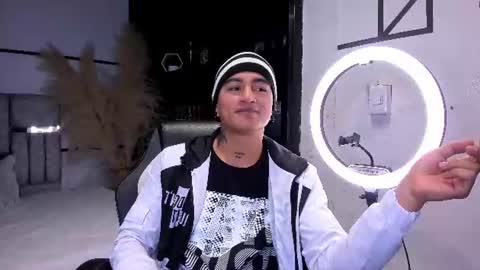 LiamDeep online show from 07-10-26, 07:05