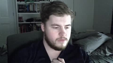 Snapshot of liamfoxx chatting on 10-29-25, 01:52 Liam Fox online show from 10-29-25, 01:52