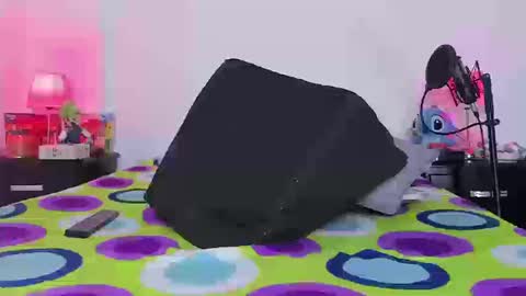 Snapshot of liamtrevor chatting on 09-23-25, 10:13 liamtrevor online show from 09-23-25, 10:13