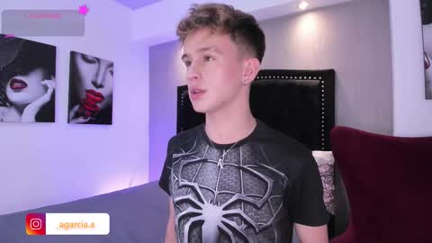 liam online show from 02-08-26, 03:54