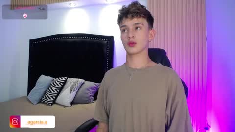 liam online show from 04-14-26, 04:40