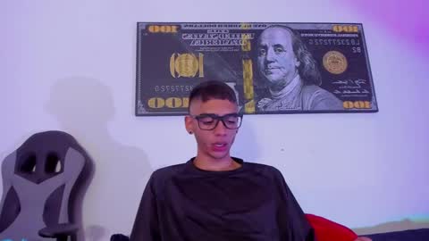    online show from 02-11-25, 03:29