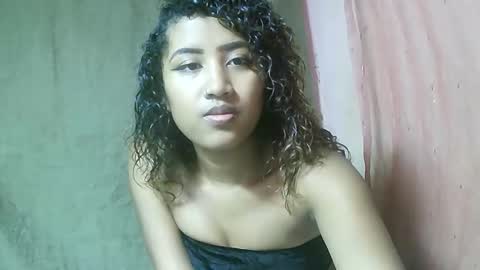 Snapshot of liana9794 chatting on 05-25-26, 07:36 Liana9794 online show from 05-25-26, 07:36