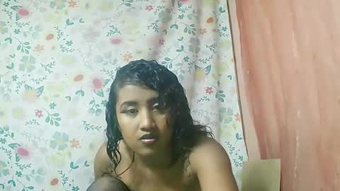 Snapshot of liana9794 chatting on 06-13-26, 04:27 Liana9794 online show from 06-13-26, 04:27