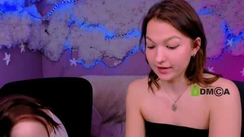 Li online show from 05-04-26, 07:43