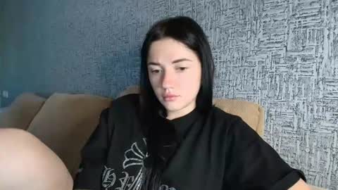 Snapshot of liana_diva chatting on 07-19-26, 09:35 liana_diva online show from 07-19-26, 09:35